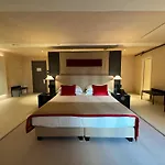 Hotel Palazzo Durazzo Suites