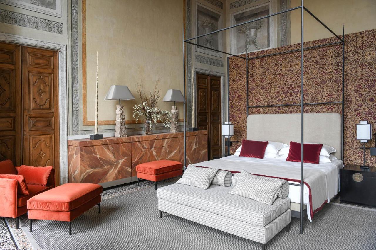 Palazzo Durazzo Hotel 5*