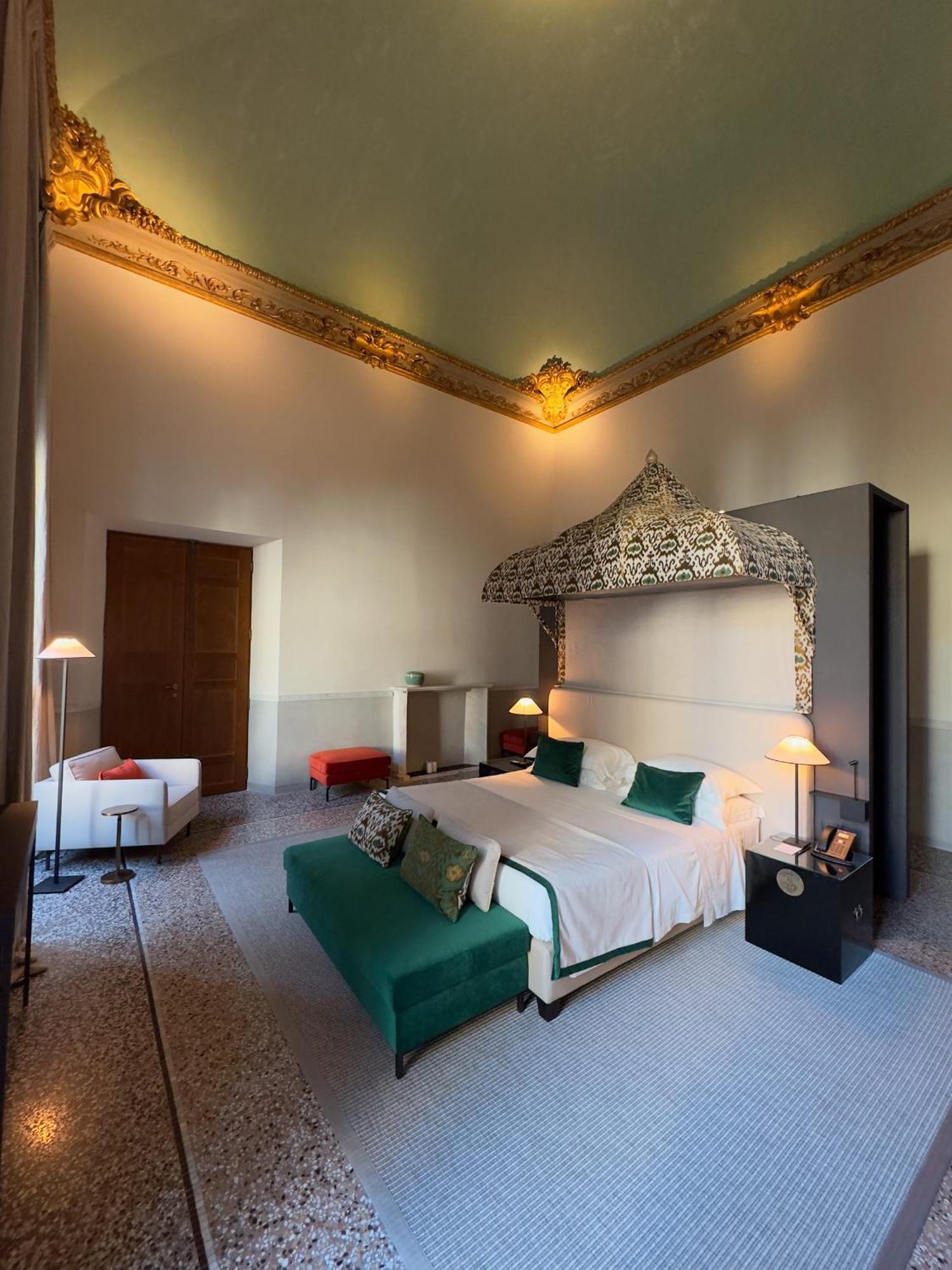 Hotel Palazzo Durazzo 5*