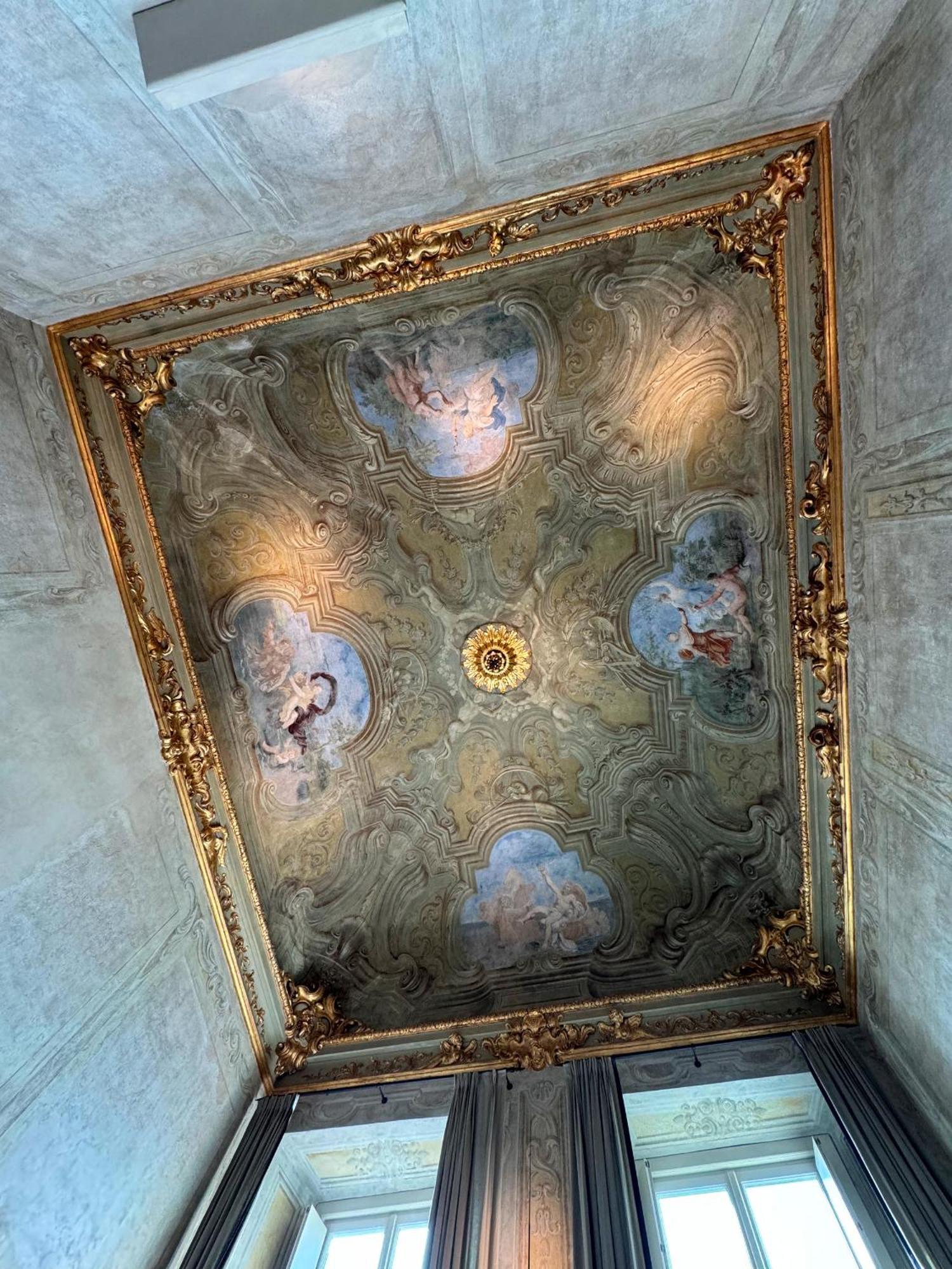Palazzo Durazzo 5*